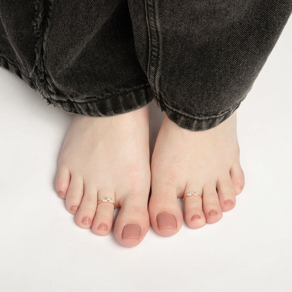 Crystal Flare Toe Ring