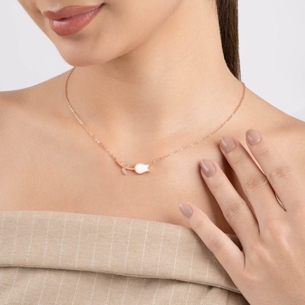 Tulip Pendant Necklace