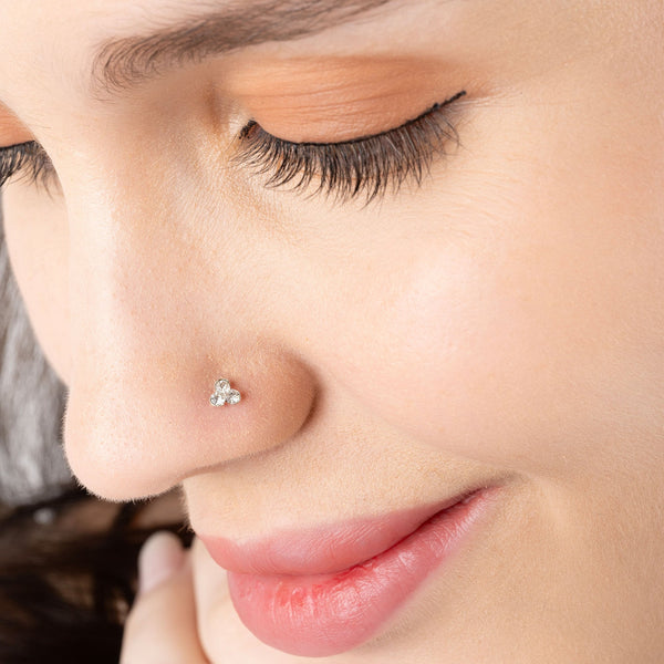 Tri Cluster Nose Pin