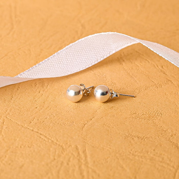 Radiant Classic Studs