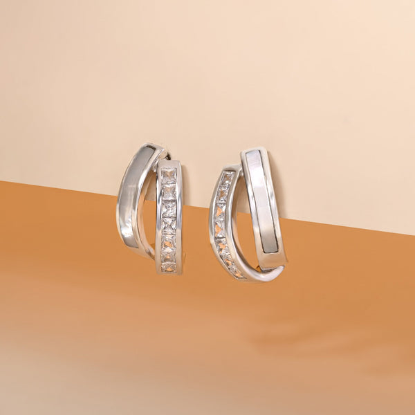Interlinking Curve Silver Studs